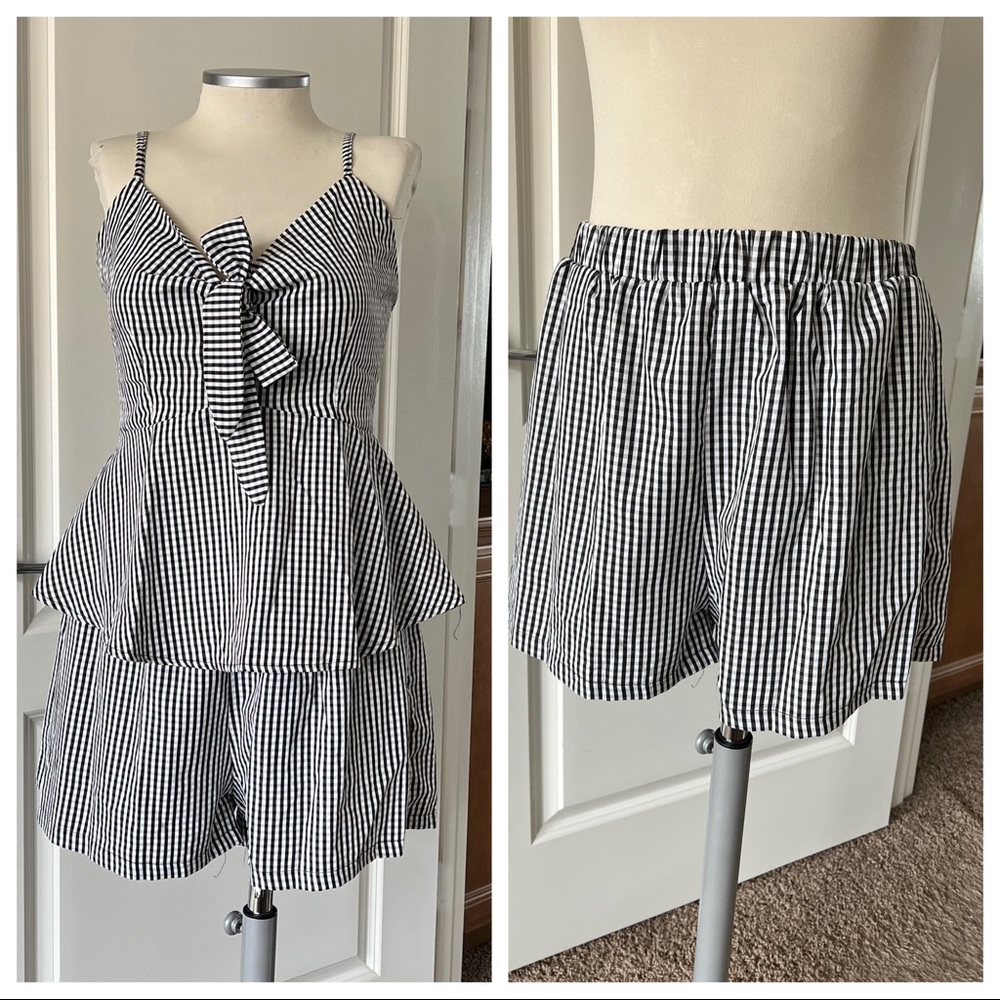 🆕 listing! Cute plaid set (shorts only)